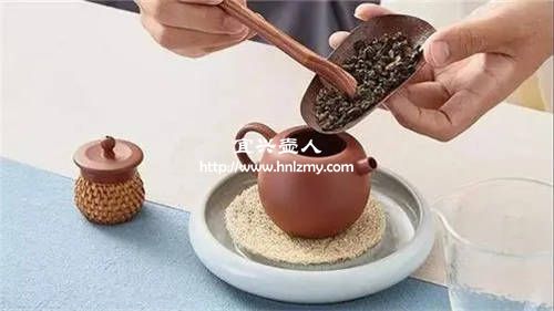 紫砂壺泡茶對(duì)人體有什么好處
