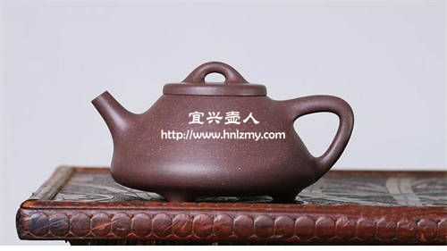 底槽清燒制出來(lái)的紫砂壺是什么顏色