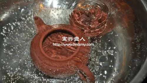 紫砂壺開壺在鍋里會跳正常嗎